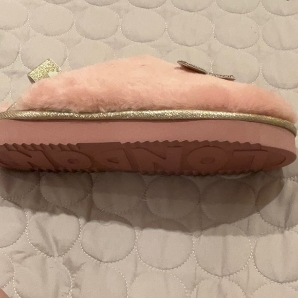 Laines London Slippers NWT Medium - Picture 13 of 16